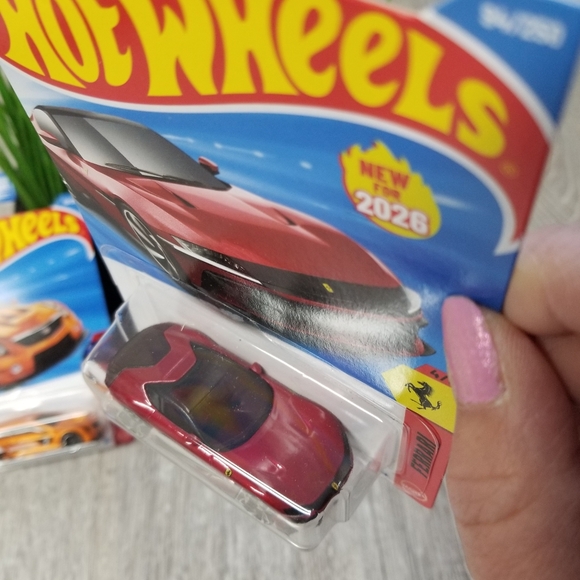 Ferrari Hot Wheels Bundle - Picture 5 of 8